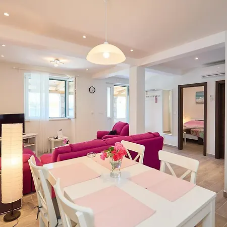Stiga 1 - New Ap. 4 Two Apartment *
