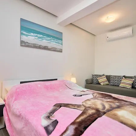 Stiga 1 - New Ap. 4 Two